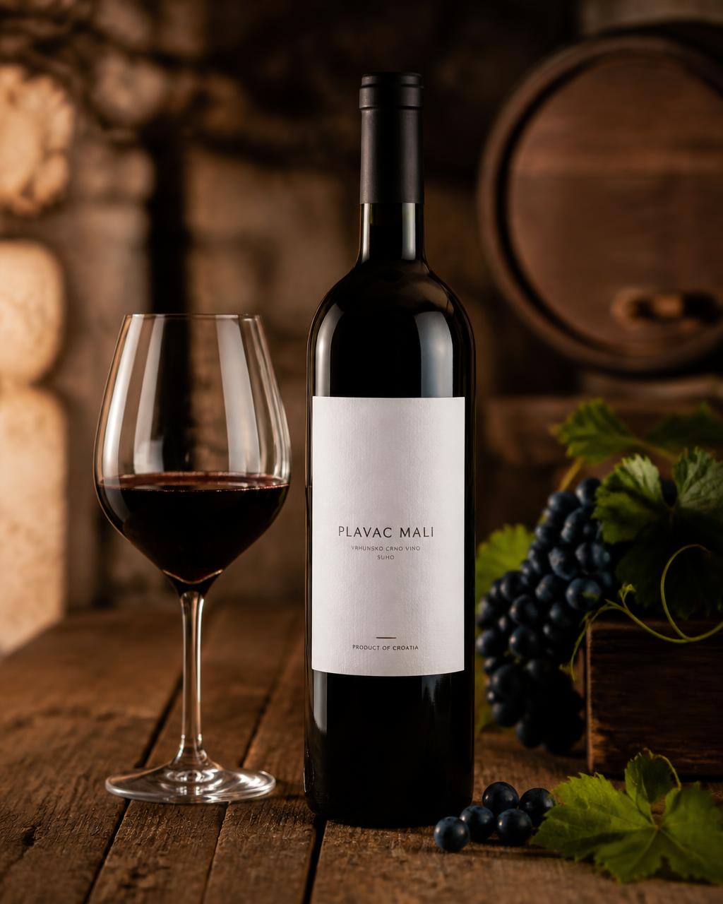 Domaće dalmatinsko vino
